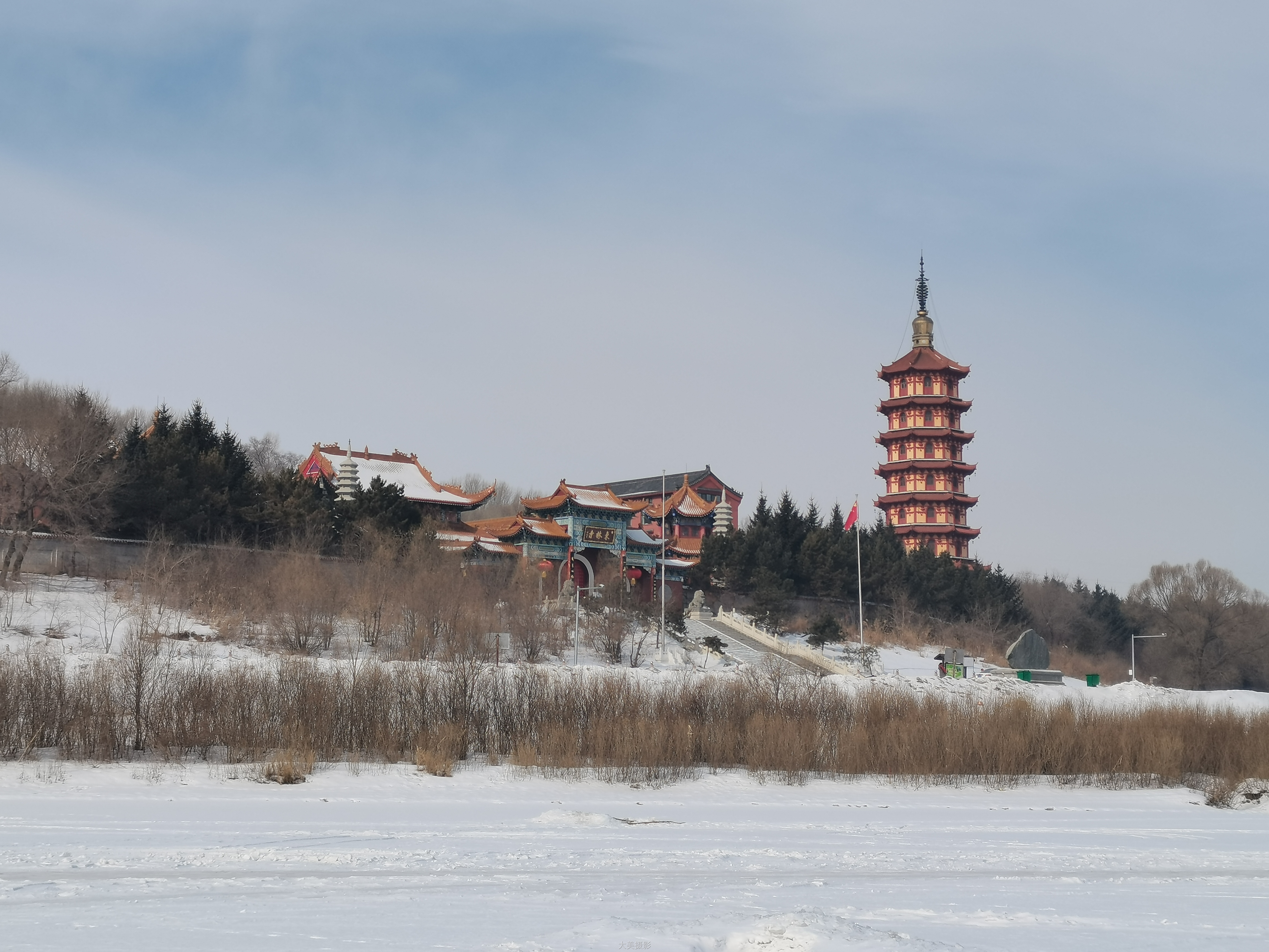 会员群 焦宏岩 《东林寺》 HUAWEI.jpg